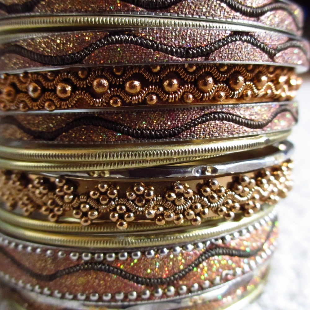 Petite Bangle Set - Picture 4 of 4